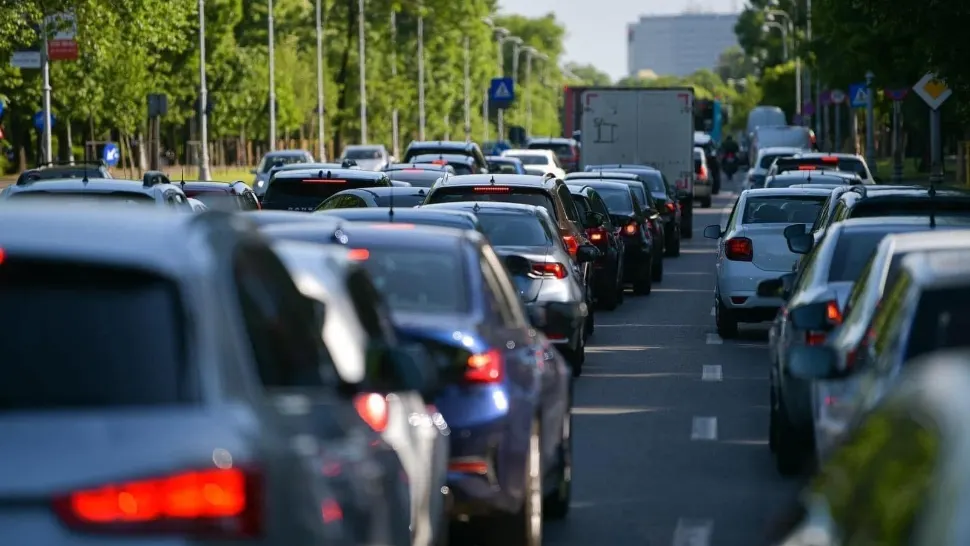 Mare atenție, șoferi! Trafic aglomerat pe A1 între Nădlac şi Deva. Rutele alternative recomandate de polițiști
