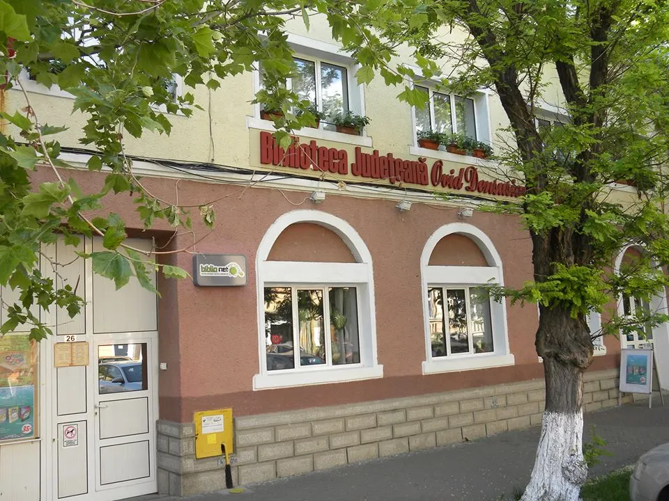 Cursuri gratuite pentru tineri la biblioteca județeană din Deva