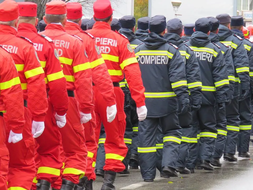 Astăzi este „Ziua Pompierilor”. “Porţi deschise” la detaşamentele din şase localităţi ale judeţului