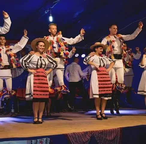 Spectacol de Sfânta Maria Mică, în această seară, la Simeria