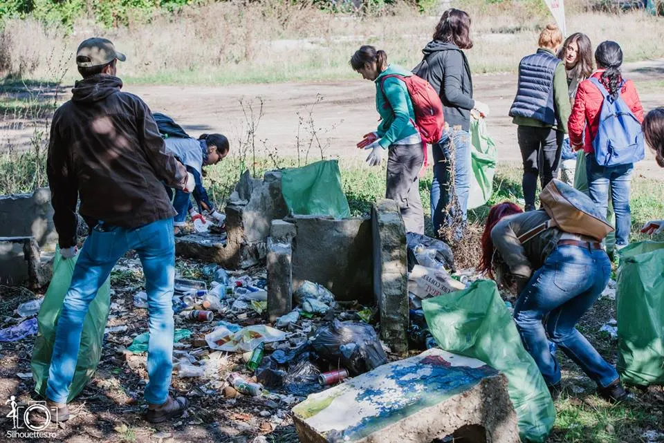„ZIUA NAȚIONALĂ DE CURĂȚENIE”: Mobilizare masivă și în județul Hunedoara