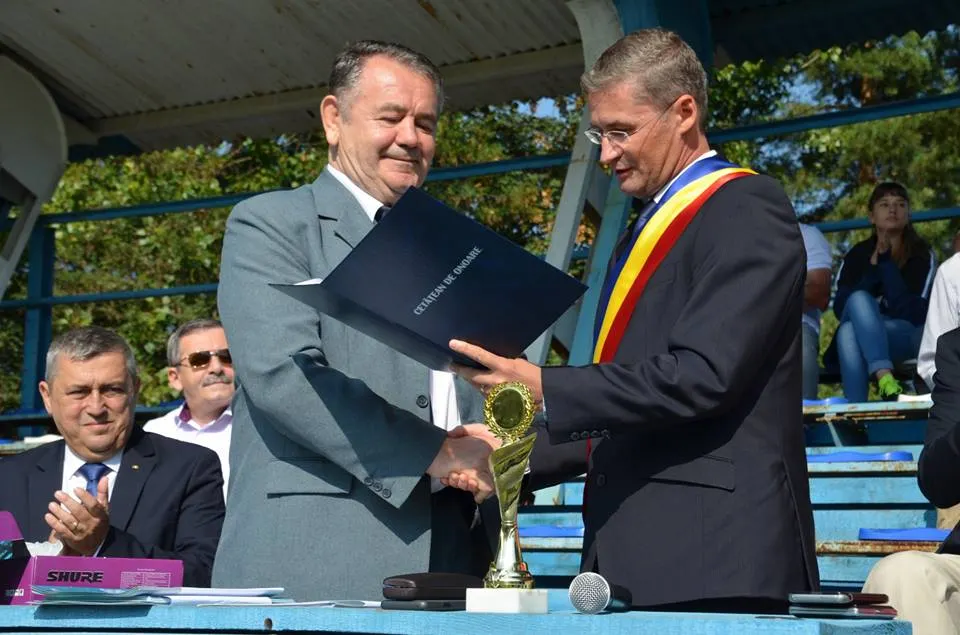 Mircea Vasile Ortelecan, cetățean de onoare al municipiului Petroșani
