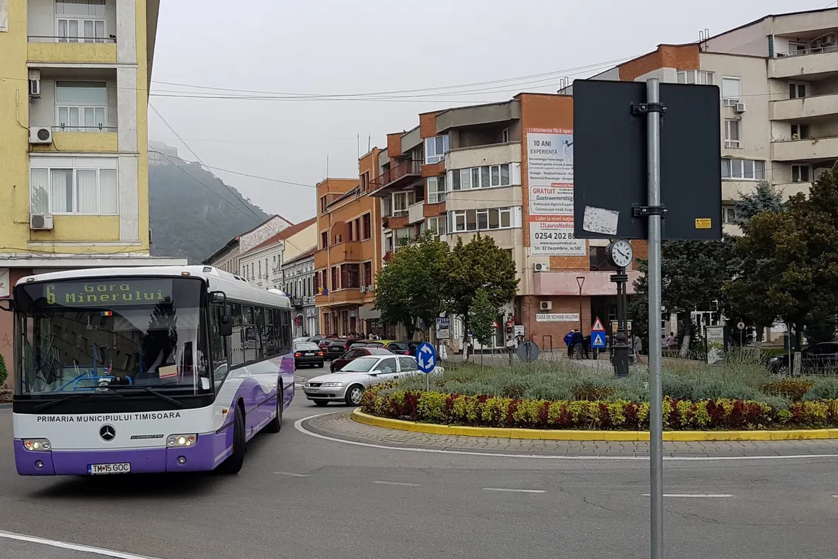 Gratuitate pentru elevi la transportul în comun din Deva