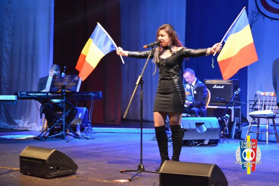 Trofeul Festivalului "Stelele Cetății 2018” -Deva a ajuns la Craiova