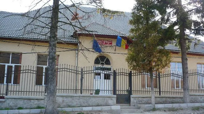 Școala din comuna Bănița va fi modernizată