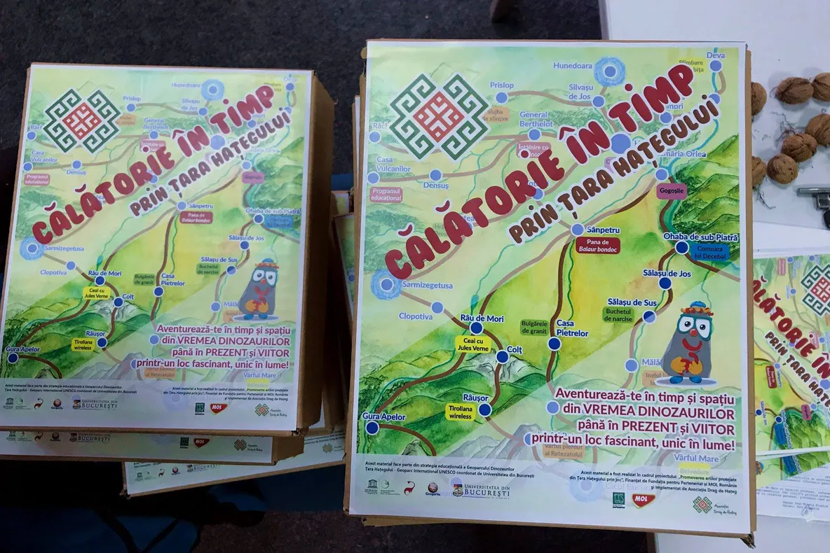 FOTO| A fost creat primul board-game despre Țara Hațegului și Geoparcul Dinozaurilor