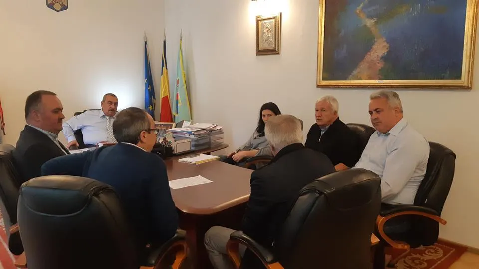 Întâlnire pe tema protejării cetăţii dacice Sarmizegetusa Regia din Munţii Orăştiei