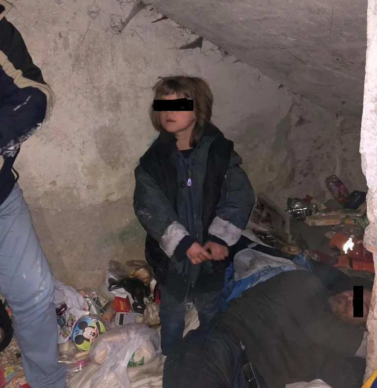 Fetița de șapte ani, dispărută în urmă cu o săptămână, din Petroșani, a fost găsită. Era într-o clădire părăsită dintr-un alt oraș