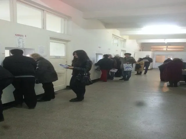 Petroșănenii își pot plăti, începând de astăzi, taxele și impozitele locale