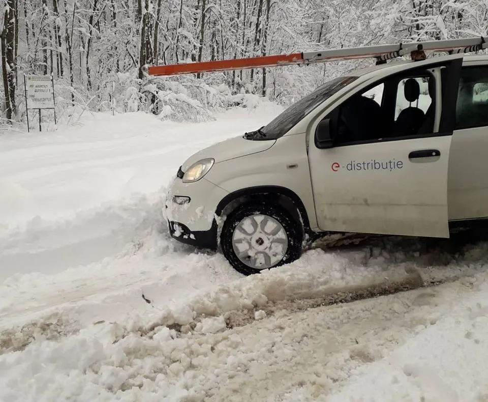 UPDATE| Zeci de localități ale județului Hunedoara încă nu au curent electric