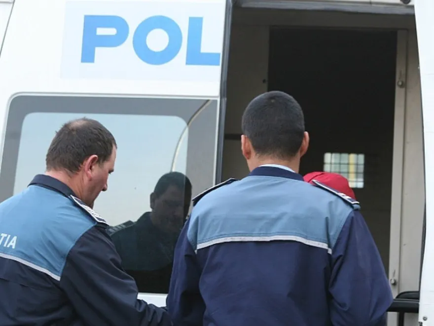 Dat în urmărire internațională de autoritățile judiciare din Germania, prins la Hunedoara