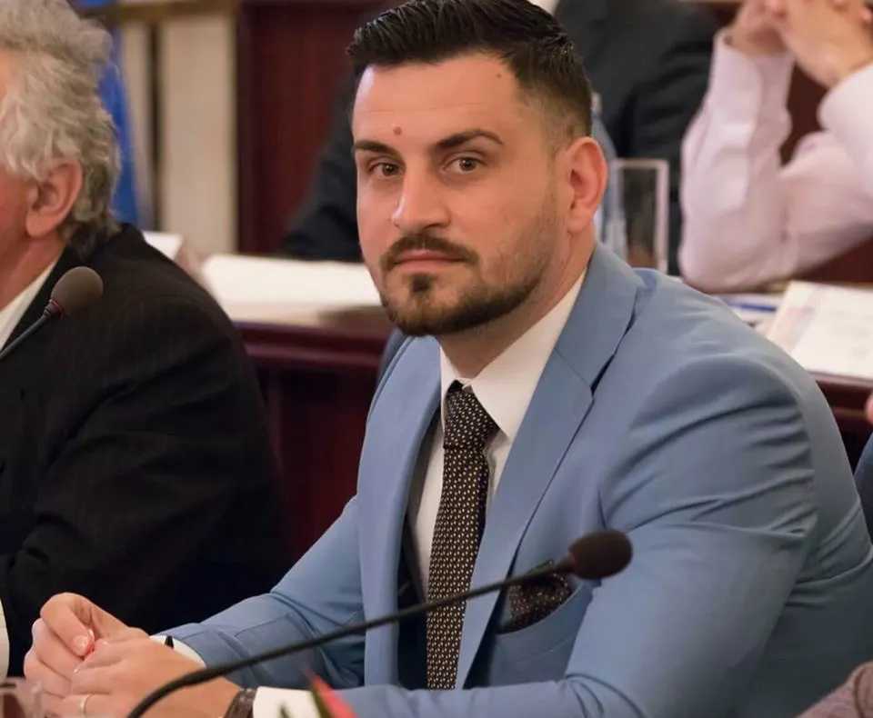 Lovitură pentru PSD Hunedoara. Un consilier județean și-a dat demisia, iar un primar și-a anunțat afinitatea pentru un alt partid