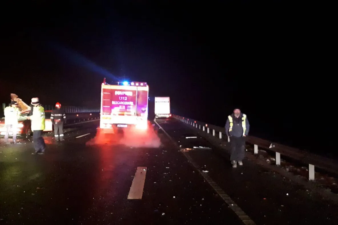 Victimele accidentului produs pe A1, în Alba, erau din judeţul Hunedoara. Se întorceau acasă, din Anglia