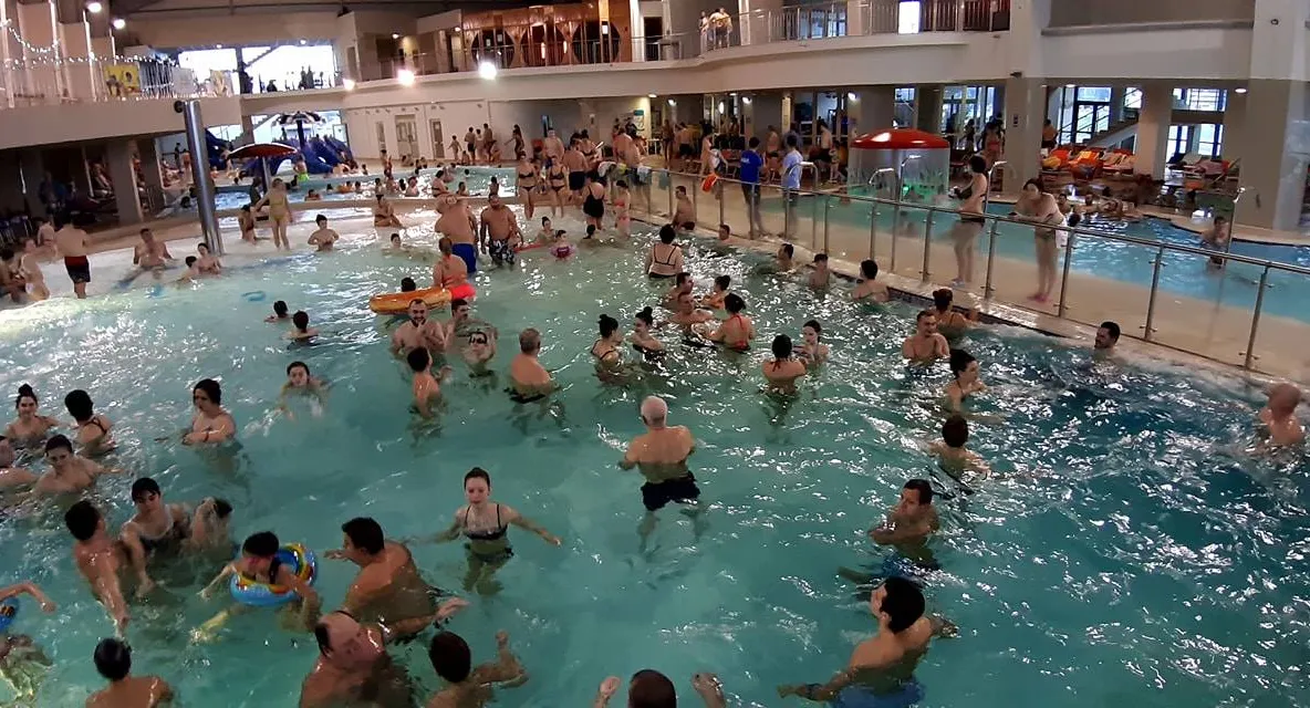 Trei bazine din incinta complexului acvatic din Deva, „puse pe sec”, temporar