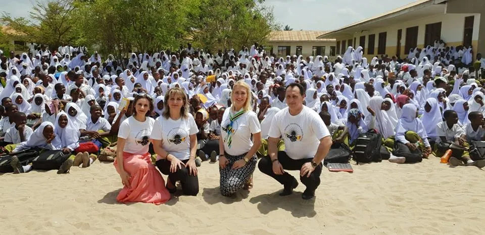 Conducerea IŞJ Hunedoara explică motivele deplasării în Tanzania. „Nu am mers pe bani publici”