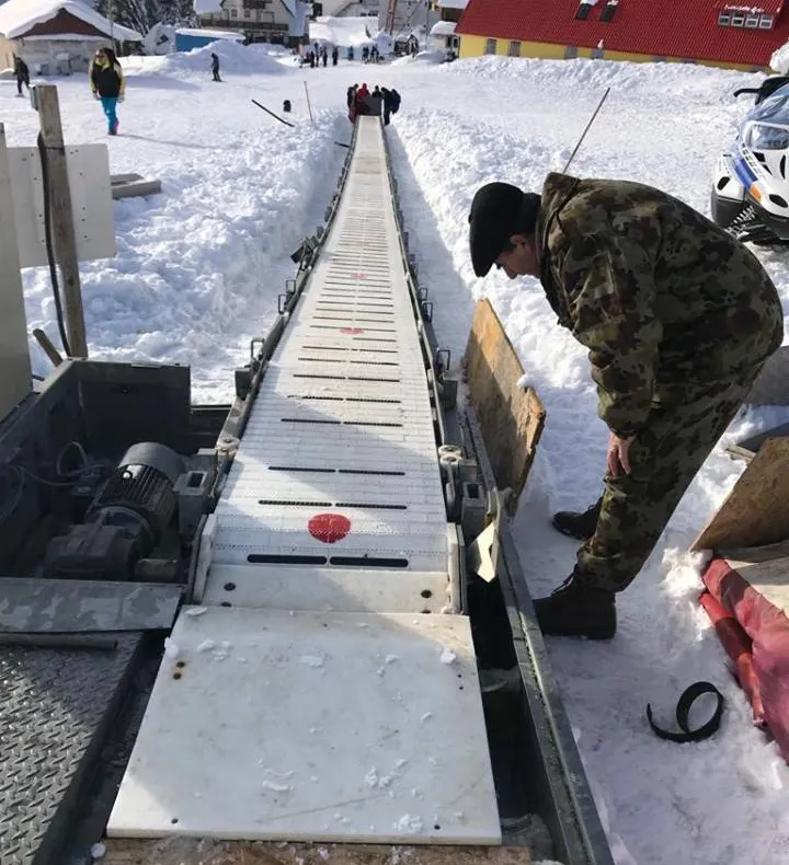 VIDEO: Banda transportoare din Parâng a fost pornită