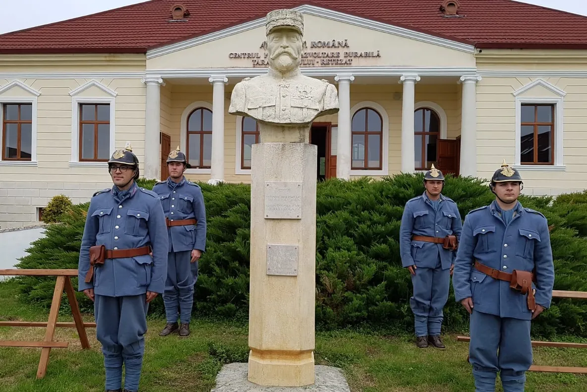 Conferință la conacul fostului general francez General Berthelot