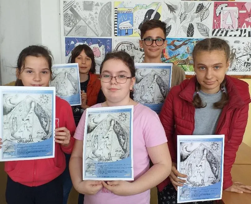 Elevi plasticieni de la liceul de arte din Deva, premiați la două concursuri naționale