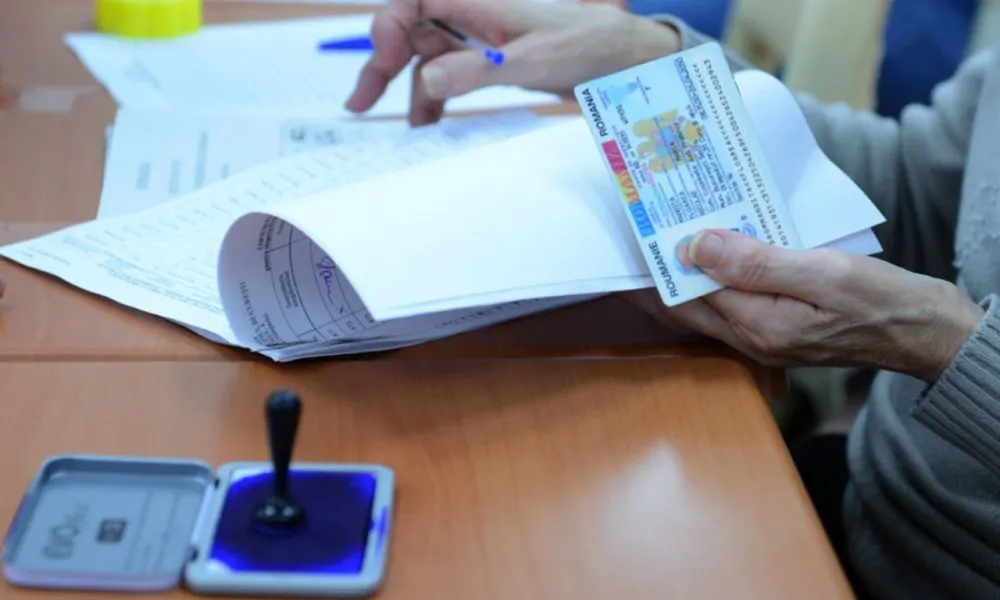 Un cetățean belgian s-a ales cu dosar penal. A încercat să voteze deși nu avea acest drept