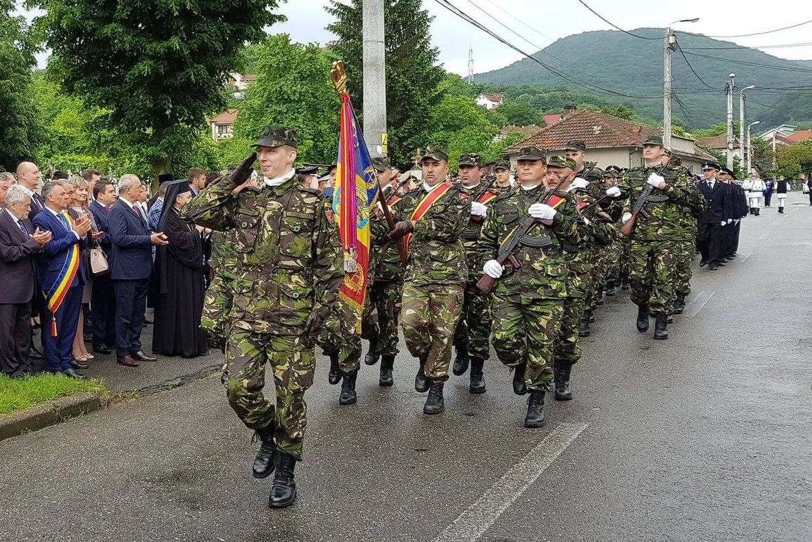 Manifestări comemorative de "Ziua Eroilor”, în mai multe localități ale județului Hunedoara