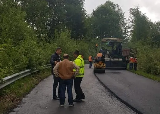 Încă 4 kilometri de asfalt pe drumul spre Straja