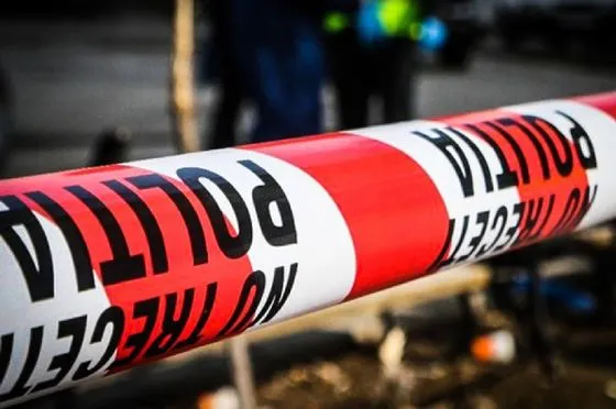 Tragedie la Hunedoara. Un bărbat a murit după ce s-a prăbușit în gol de la etajul nouă al unui bloc turn