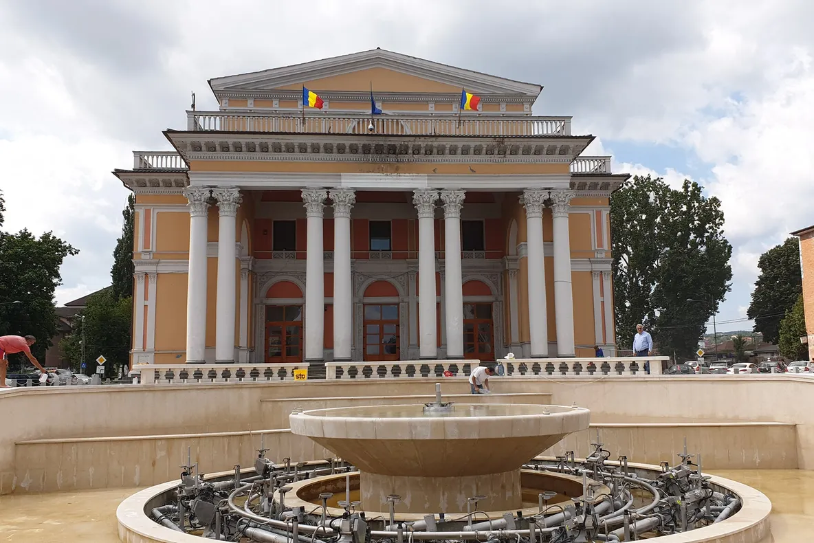 Licitație pentru Casa de Cultură din Hunedoara