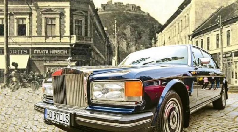 „Istorie și Cai putere”, la Deva. Expoziţie de maşini de epocă, în centrul istoric al orașului