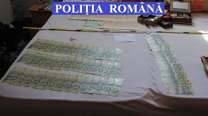 Escroci care acționau prin metoda „Accidentul”, reținuți. Au păcălit și hunedoreni