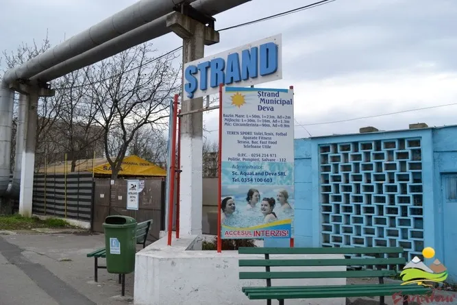 Competiţie sportivă caritabilă la ștrandul din Deva. Înscrierea se face pe bază de donații