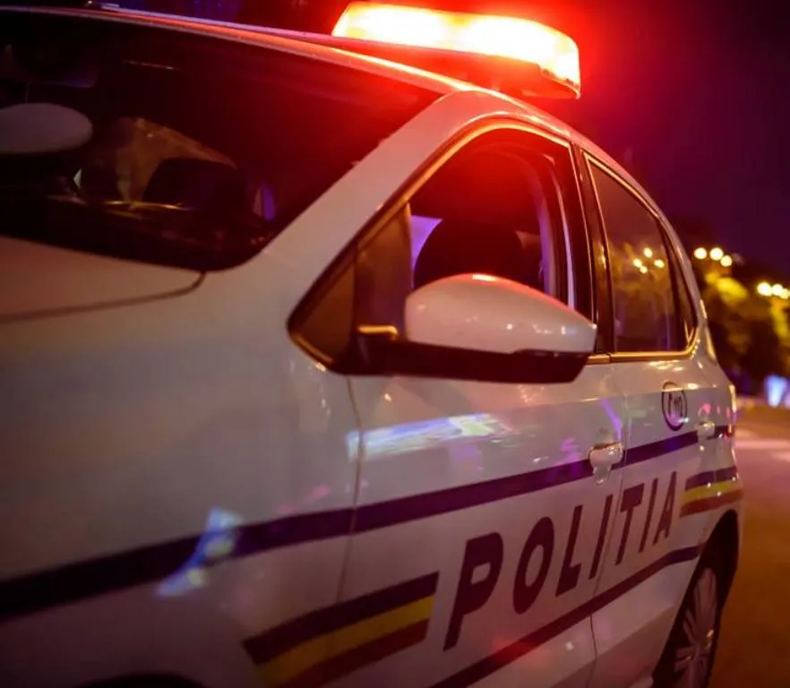 Razie la Hunedoara: peste 140 de persoane, legitimate. Ce au găsit polițiștii?