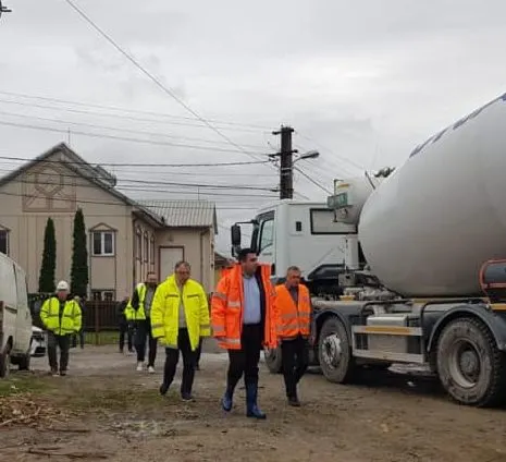 Lotul 3 al autostrăzii A1 Lugoj-Deva ar putea fi deschis în două săptămâni. Anunţul ministrului Transporturilor, Răzvan Cuc