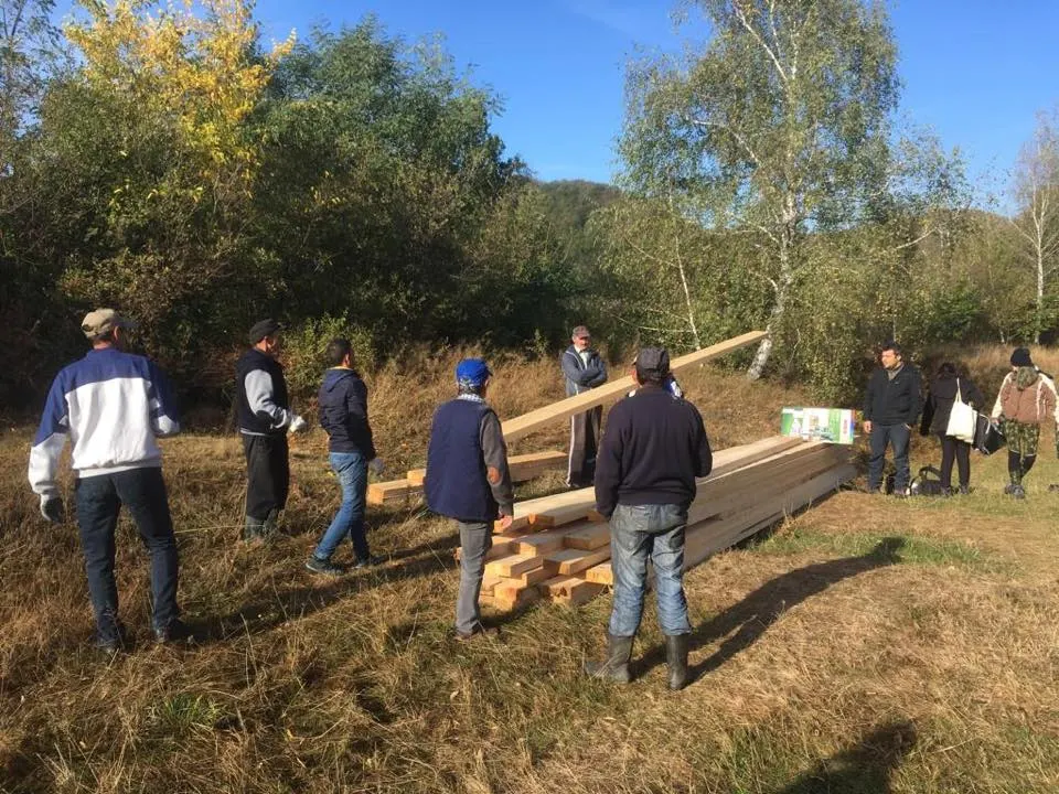 „Ambulanța pentru Monumente” a ajuns la Costești. Mobilizare pentru salvarea cetății dacice