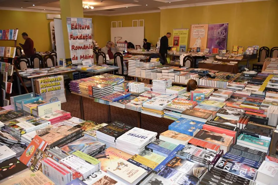 Peste 130 de edituri din toată țara, prezente, la Deva, la „Salonul Hunedorean al Cărții”
