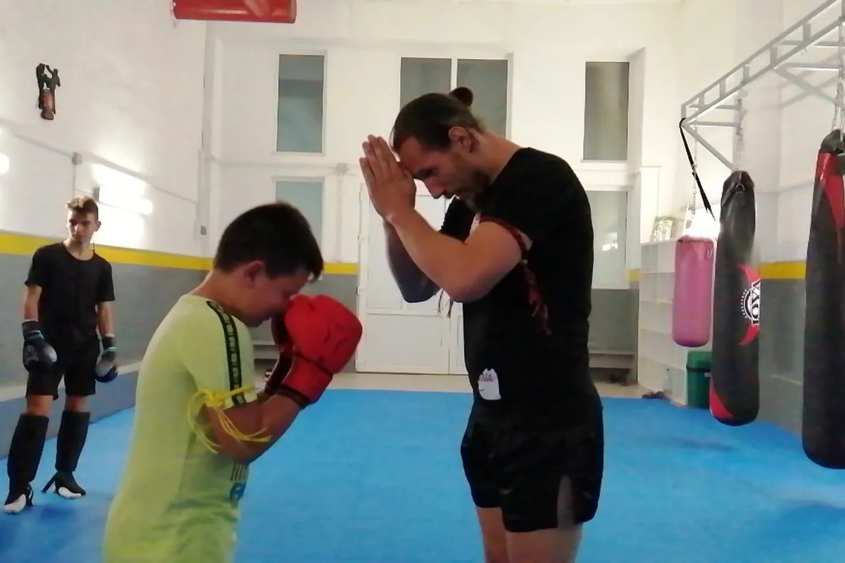 Kickbox între zidurile Cetăţii din Deva