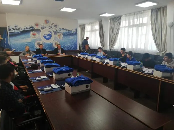 O societate din Valea Jiului angajează elevi
