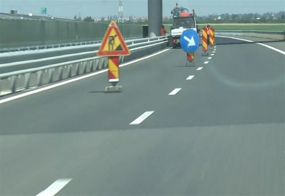 Lucrări pe autostrada A1 Sibiu-Deva. Circulaţie restricţionată
