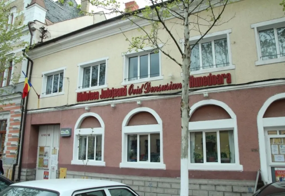 Se redeschide Biblioteca Judeţeană "Ovid Densusianu" Hunedoara-Deva