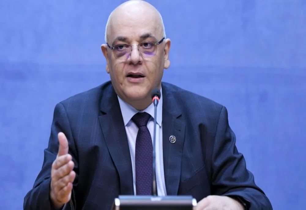 Raed Arafat îndeamnă populația să continue să respecte măsurile de distanțare socială COVID-19