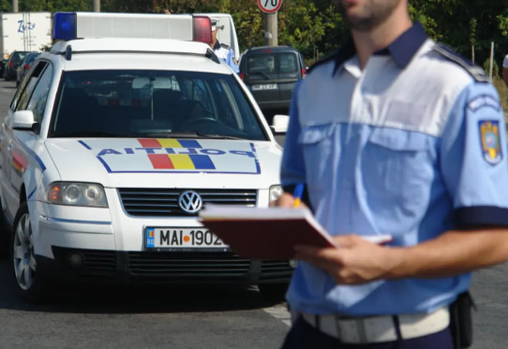 La plimbare cu mașina, cu numere false, de Olanda