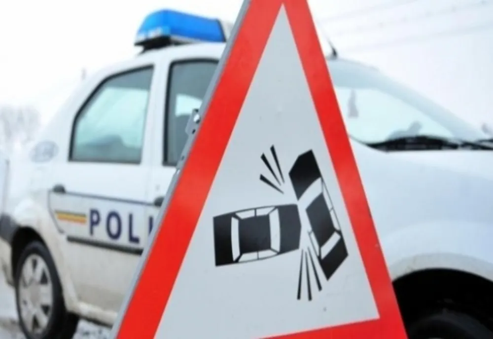 Copil de 13 ani, la volan. A făcut accident