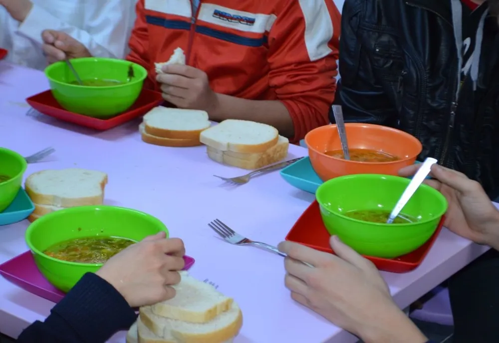 454 de copii din municipiul Hunedoara vor beneficia de Programul "Masă caldă” 