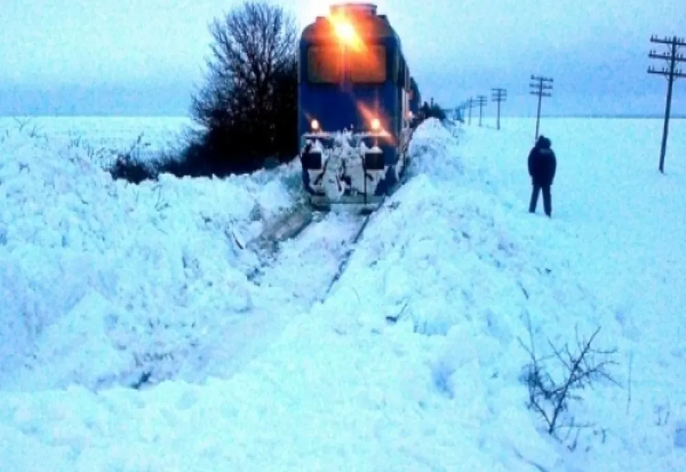 Sărbătorile cu zăpadă ca în povești rămân doar un vis frumos? ANM anunță temperaturi peste cele obişnuite de Crăciun şi Anul Nou