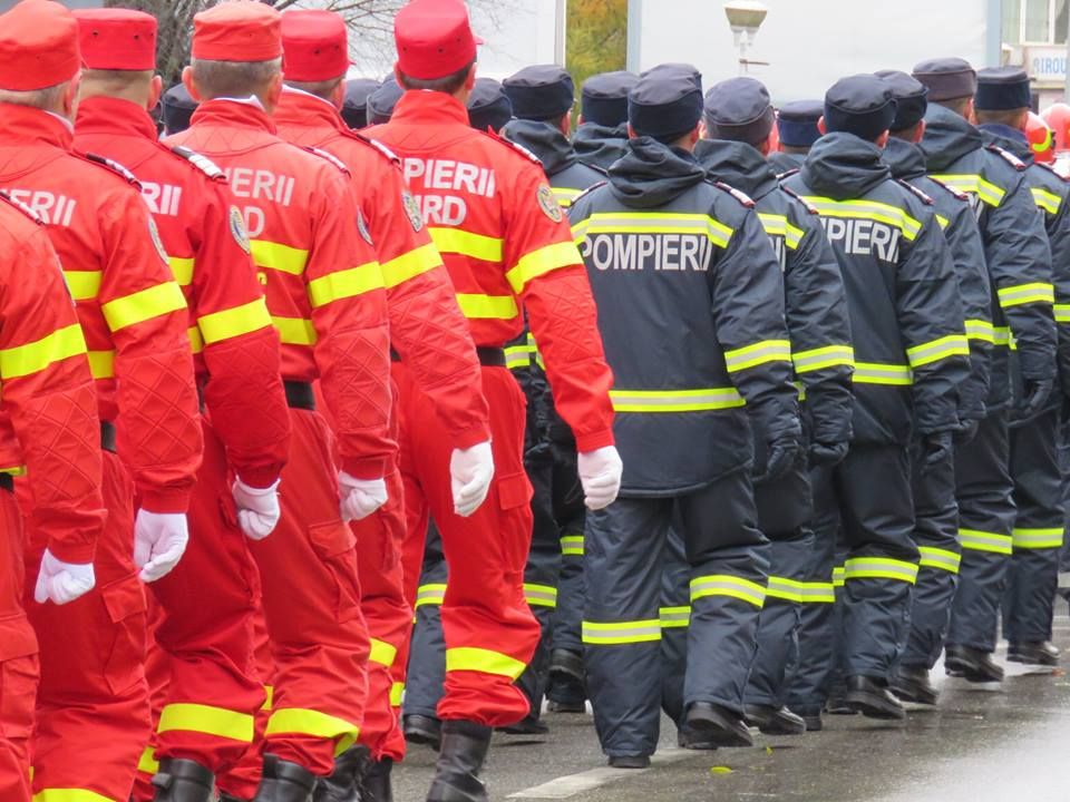 Astăzi este „Ziua Pompierilor”. “Porţi deschise” la detaşamentele din şase localităţi ale judeţului