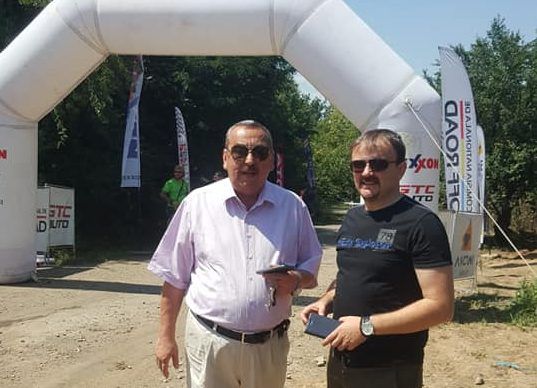 Preşedintele CJ Hunedoara şi primarul Orăştiei pleacă în China