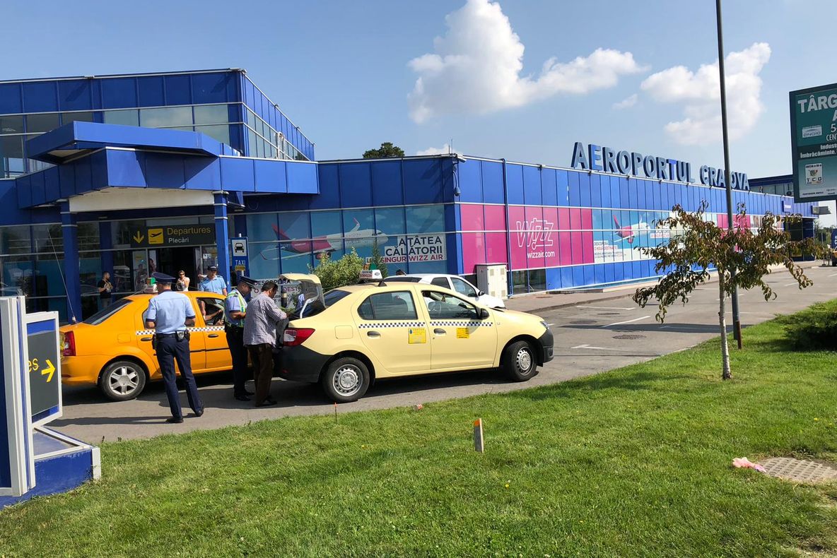 Incediu intr-un imobil din Petrila