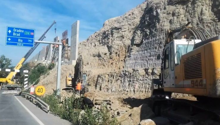 VIDEO| Vremea bună ajută la avansarea lucrărilor pe lotul 4 al autostrăzii A1 Lugoj – Deva