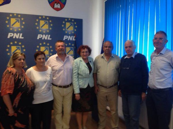 Seniorii liberali, constituiți într-o organizație