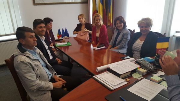 Lupeni: Fără probleme la început de an școlar