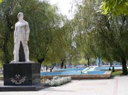 18.000 de lei pentru un studiu privind realizarea unei statui